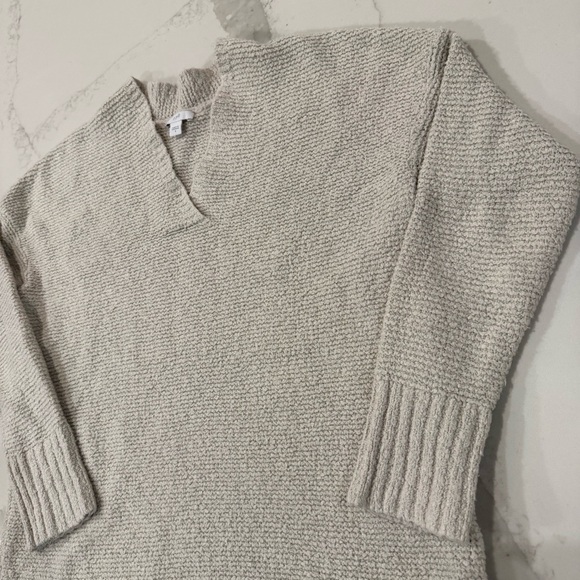 J. Jill Textured V-Neck Cotton Blend Cozy Sweater Womens Small Oatmeal Split Hem - Picture 3 of 6